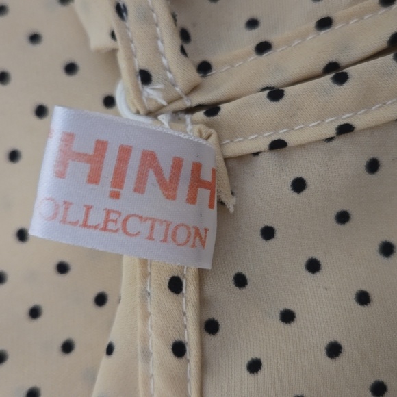 High Collection Blouse - Picture 4 of 7